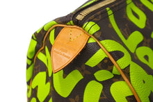 Load image into Gallery viewer, LOUIS VUITTON ルイ ヴィトン キーポル50 モノグラム グラフィティ スティーブン スプラウス M93700 グリーン 美品 中古 64130