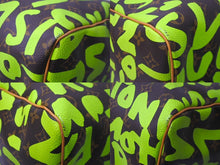 Load image into Gallery viewer, LOUIS VUITTON ルイ ヴィトン キーポル50 モノグラム グラフィティ スティーブン スプラウス M93700 グリーン 美品 中古 64130