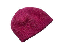 Load image into Gallery viewer, CHANEL シャネル ニットキャップ 09AW P36463K02300 09AW ココチャーム ピンク モヘア ゴールド金具 美品 中古 64145