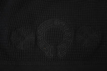 Load image into Gallery viewer, 新品未使用 CHROME HEARTS クロムハーツ ビーニー ニットキャップ ホースシュー CHプラス コットン 22383042208 ブラック 刺繍 中古 64590