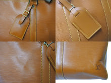 Load image into Gallery viewer, LOUIS VUITTON ルイ ヴィトン キーポル45 ボストンバッグ M42978 旅行バッグ エピレザー ジパングゴールド 美品 中古 65524