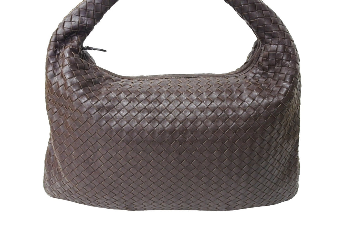 【美品】 ボッテガ ヴェネタ • イントレチャート ショルダーバッグ ブラウン ボッテガヴェネタ マキシイントレチャート カセット レザー