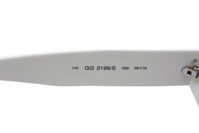 Load image into Gallery viewer, GUCCI グッチ GG サングラス ホワイト アイウェア 白 小物 眼鏡 ロゴ 56□16 GG2196 シルバー金具 中古 66073