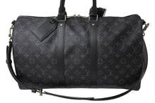 Load image into Gallery viewer, 新品同様 LOUIS VUITTON ルイヴィトン エクリプス キーポル バンドリエール45 ボストンバッグ M40569 シルバー金具 ブラック 中古 66871