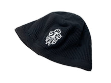 Load image into Gallery viewer, CHROME HEARTS クロムハーツ ビーニー ニットキャップ ダガー スクロールロゴ コットン ブラック アメリカ製 刺繍 美品 中古 67080