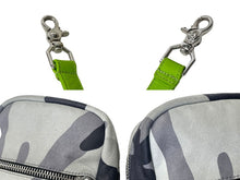 Load image into Gallery viewer, CHROME HEARTS クロムハーツ ショルダーバッグ タカミニショルダーバッグ ロンドン限定 迷彩 グレー グリーン 美品 中古 67121