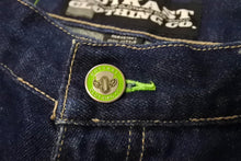 Load image into Gallery viewer, 極美品 outkast アウトキャスト バギーショーツ デニムパンツ ペインターショーツ サイズ36 コットン 中古 67131