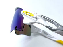Load image into Gallery viewer, OAKLEY オークリー レーダーロック スポーツサングラス グラデーション プラスチック ゴム ホワイト イエロー 美品 中古 67459