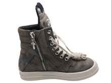 Load image into Gallery viewer, 新品未使用 クロムハーツ リックオウエンス ジオバスケット スニーカー CHクロス ダガー レザー シルバー925 サイズ38 グレー 中古 67583