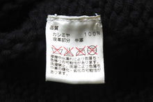 Load image into Gallery viewer, CHROME HEARTS クロムハーツ ビーニー ニットキャップ フレアボタン フレアパッチ カシミヤ ブラック 美品 中古 67602