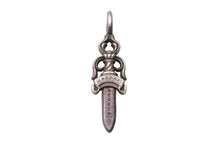 Load image into Gallery viewer, CHROME HEARTS クロムハーツ 1ダブルダガー ペンダント シルバーネックレストップ シルバー925 22.3g 美品 中古 67603
