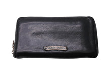 Load image into Gallery viewer, CHROME HEARTS クロムハーツ 長財布 フィリグリープラス ダガー ラウンドジップ レザー ブラック シルバー925 美品 中古 67605