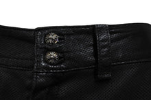 Load image into Gallery viewer, CHROME HEARTS クロムハーツ スカート クロスボタン ダガージップ レザー シルバー金具 ブラック 美品 中古 67704