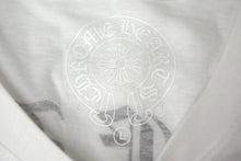 Load image into Gallery viewer, ChromeHearts クロムハーツ バックアーチロゴプリント 半袖Tシャツ アメリカ製 コットン ホワイト サイズL 美品 中古 4c068128