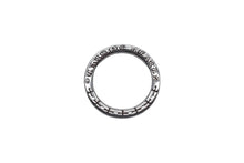Load image into Gallery viewer, CHROME HEARTS クロムハーツ リング 指輪 9号 2002刻印 重量3.6G シルバー925 美品 中古 4c068139