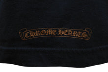 Load image into Gallery viewer, CHROME HEARTS クロムハーツ 新型 ネックロゴ 長袖 Tシャツ ロンT サイズM ブラック ブラウン 2212-304-0113 美品 中古 4c068727