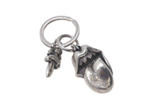Load image into Gallery viewer, CHROME HEARTS クロムハーツ リップアンドタン スプリットダガー キーリング 重量55.5g シルバー925 2002刻印 美品 中古 4c068902