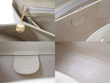 Load image into Gallery viewer, GUCCI グッチ オールドバンブー ハンドバッグ 000 26 0175 イタリア製 レザー クリーム ゴールド金具 美品 中古 4c076328
