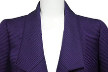 Load image into Gallery viewer, CHANEL シャネル 01P ヴィンテージ クロップドジャケット トップス スーツ ブレザー パープル P17322W02743 size36 中古 31003
