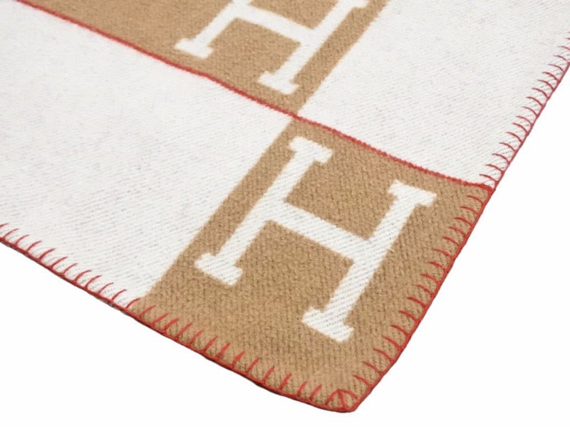 HERMES エルメス　絨毯　ブランケット　ブルー　ホワイト HERMES エルメス 絨毯 ブランケット ブルー ホワイト （HERMES