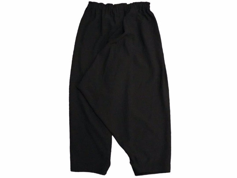 ISSEY MIYAKE（イッセイミヤケ）のチノパンツを使った人気 ...