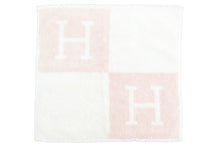 Load image into Gallery viewer, HERMES エルメス アヴァロン H柄 ハンドタオル ハンカチ 衣料品 70g コットン ピンク ホワイト 美品 中古 44052