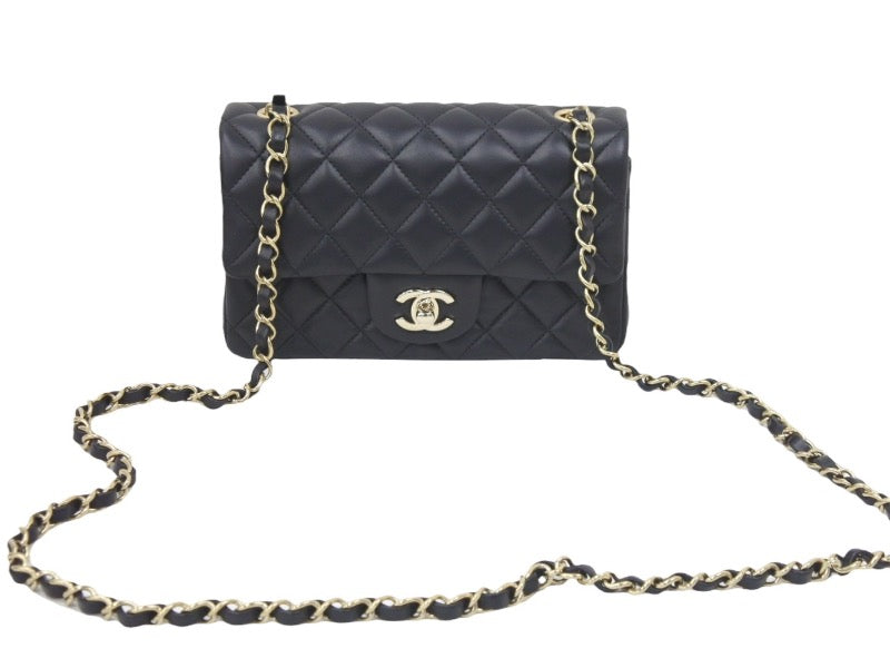 シャネル　CHANEL マトラッセ　ミニ　ほぼ未使用