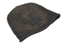 Load image into Gallery viewer, CHROME HEARTS クロムハーツ クロスパッチ ニットキャップ ブラウン ビーニー 帽子 レザー 美品 中古 49402