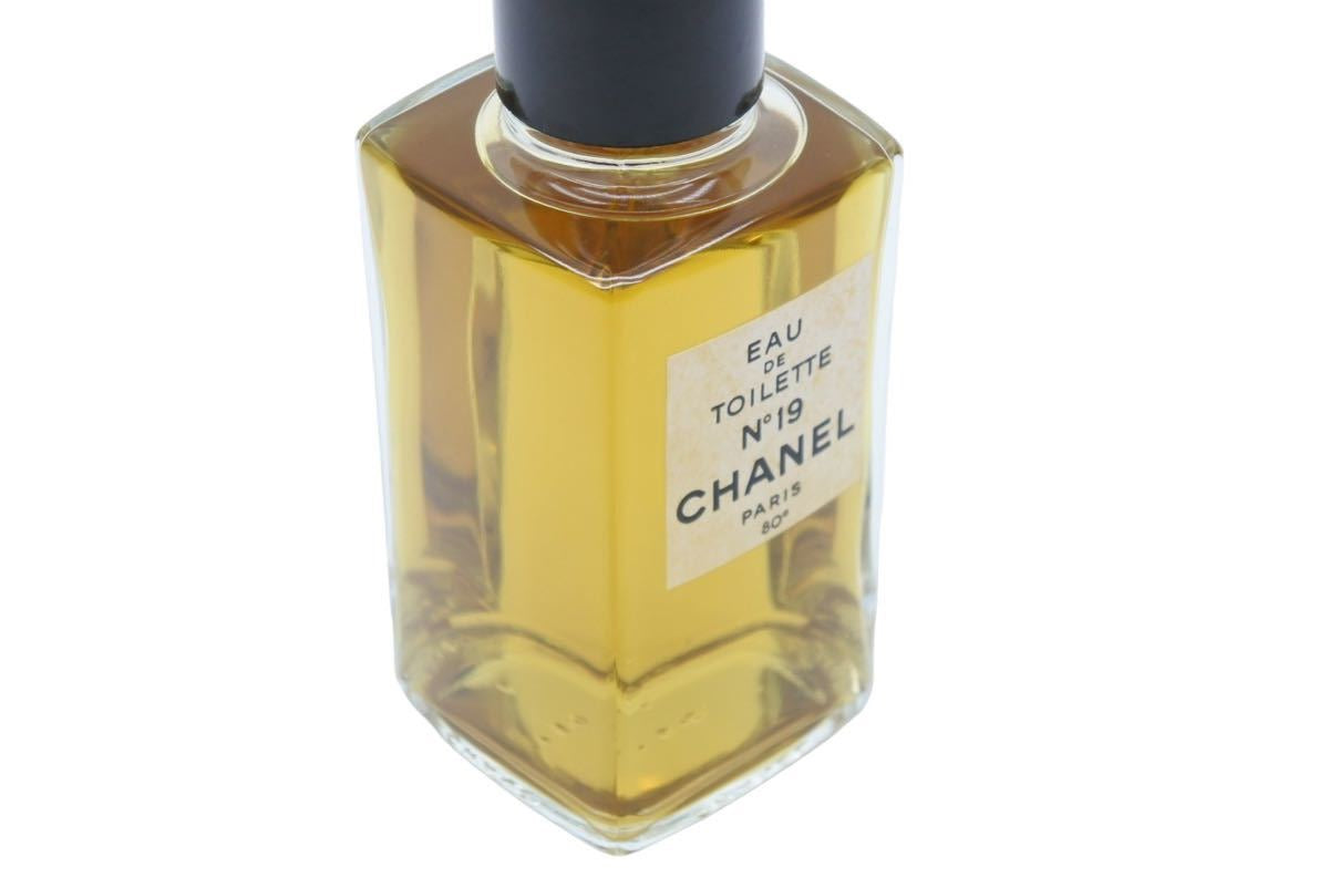 CHANEL ナンバー19 eau de toilette 香水香水(女性用)