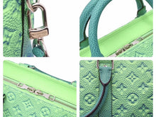Load image into Gallery viewer, 未使用 LOUIS VUITTON ルイヴィトン モノグラム イリュージョン ボストンバック タグ M59688 22SS 中古 50828