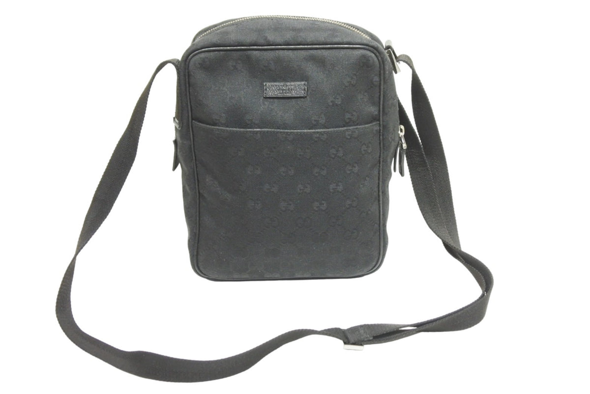 GUCCI グッチ ショルダーバッグ GGキャンバス ブラック シルバー