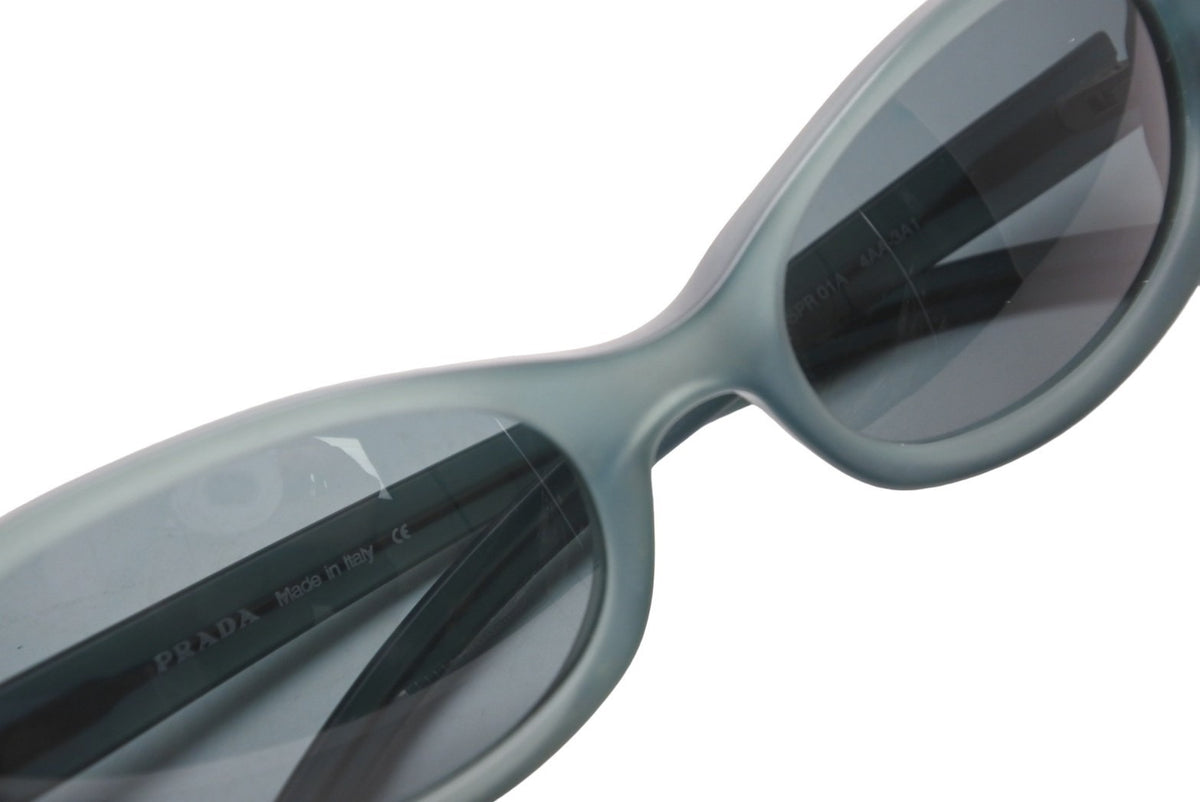 PRADA プラダ　スモークグレー サングラス　美品 Slate Gray Lenses Sunglasses With Triangle Logo | PRADA