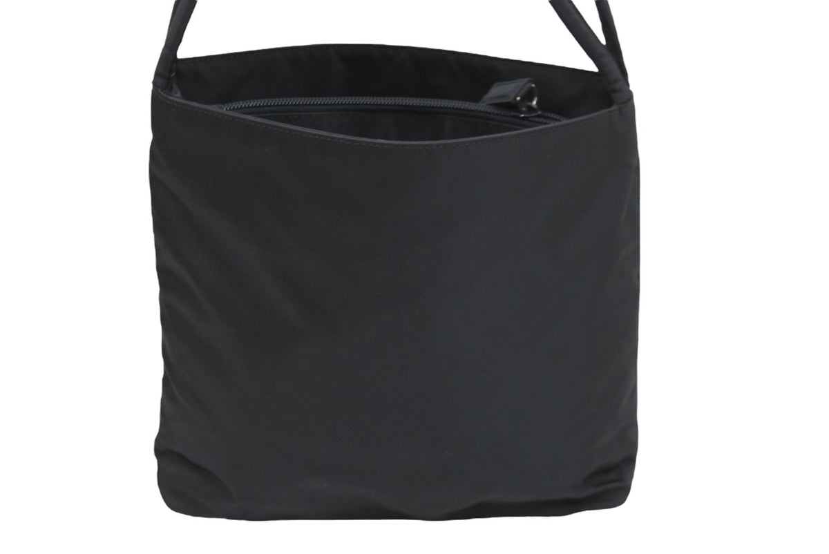 PRADA プラダ トートバッグ B6243 ブラック ナイロン トライアングル 