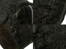 Load image into Gallery viewer, CHROME HEARTS クロムハーツ ダッフルバッグ スモール セメタリークロスパッチ SV925 デストロイレザー 美品 中古 55353