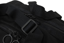 Load image into Gallery viewer, 極美品 CHANEL シャネル ボストンバッグ スポーツライン 7番台 ココマーク 銀行強盗 ブラック ナイロン ブラック金具 中古 56502