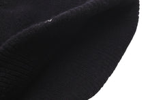 Load image into Gallery viewer, CHROME HEARTS クロムハーツ ニットキャップ 帽子 マルチプラス 刺繍 ビーニー ウール ブラック ホワイト サイズOS 美品 中古 58071