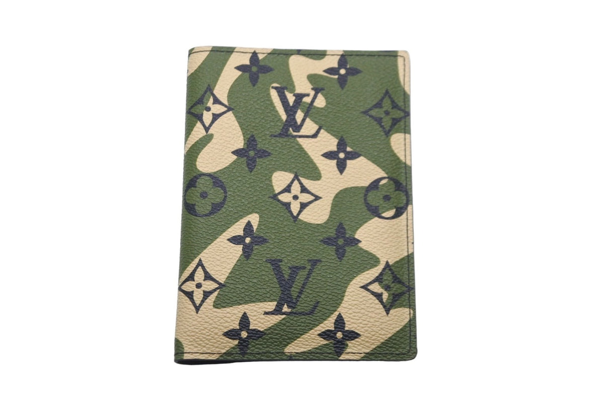 極美品 LOUIS VUITTON ルイヴィトン パスポートケース クー 極美品 LOUIS VUITTON ルイヴィトン パスポートケース クー