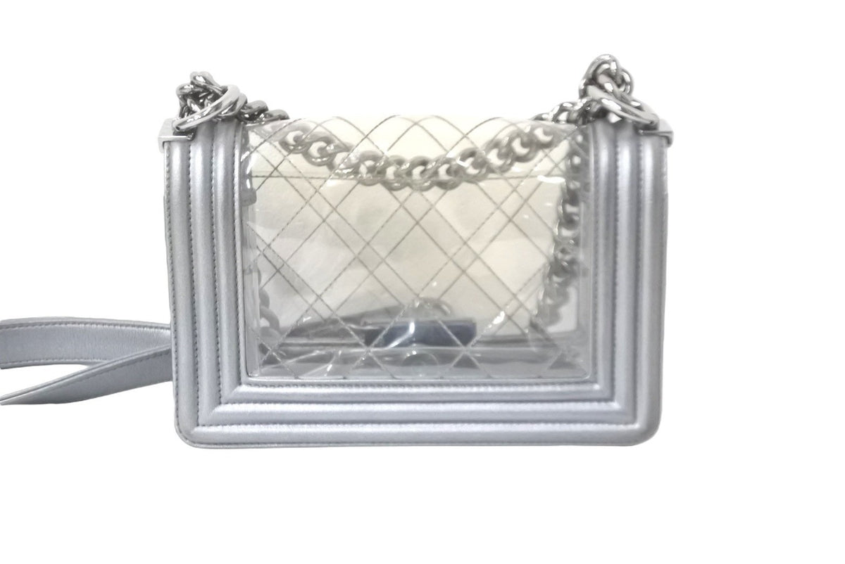 CHANEL ヴィンテージ1998年 ショルダーバッグ 正規品 CHANEL Vステッチ シングルフラップシングルチェーン 1995年頃