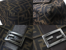 Load image into Gallery viewer, FENDI フェンディ ズッカ柄 マンマバケット ワンショルダーバッグ ブラウン キャンバス レザー シルバー金具 ロゴ 美品 中古 4b000296