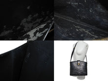 Load image into Gallery viewer, LOUIS VUITTON ルイヴィトン サックソウ ショルダーバッグ M80161 ブラック エピレザー マッドブラック金具 美品 中古 4b003417