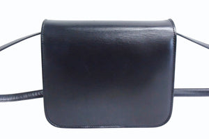 CELINE セリーヌ ショルダーバッグ クラシックボックス ミディアム 189173DLS カーフスキン ブラック ゴールド金具 美品 中古 4b003438