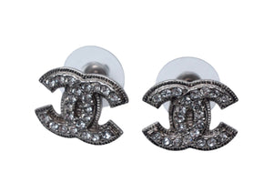 極美品 CHANEL シャネル ココマーク ピアス 重量約3.7g A12V刻印 ラインストーン シルバー クリア 両耳用 中古 4b000375
