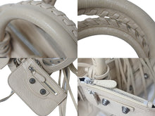 Load image into Gallery viewer, 極美品 BALENCIAGA バレンシアガ ショルダーバッグ NEO CAGOLE XS ネオカゴール XS 700940 ベージュ シルバー金具 中古 4b000819