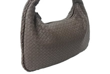 Load image into Gallery viewer, BOTTEGAVENETA ボッテガヴェネタ イントレチャート ホーボー ハンドバッグ B002633530 レザー ベージュ 中古 4b000848