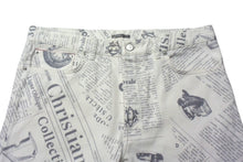 Load image into Gallery viewer, DIOR HOMME ディオールオム ニュースペーパージーンズ 013DS01BY983 サイズ31 DANIEL ARSHAM ダニエルアーシャム 美品 中古 4b000944