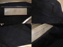 Load image into Gallery viewer, BALENCIAGA バレンシアガ クラシック メタリック エッジ シティ 2WAYバッグ ハンドバッグ ショルダー ベージュ 432831 シルバー金具 美品 中古 4b000971