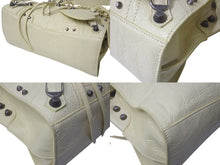 Load image into Gallery viewer, 極美品 BALENCIAGA バレンシアガ Neo Cagole XS 2WAY ショルダーバッグ ネオカゴール 700940 イエロー ラムスキン シルバー金具 中古 4b000987