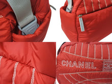 Load image into Gallery viewer, 極美品 CHANEL シャネル スポーツライン 2WAYボストンバッグ ココマーク 10番台 ナイロン レッド ホワイト 中古 4b000989