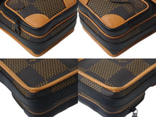Load image into Gallery viewer, LOUIS VUITTON ルイヴィトン アマゾン メッセンジャーショルダーバッグ N40357 ダミエジャイアント NIGO LVスクエアード 美品 中古 4b001017