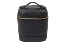 Load image into Gallery viewer, 極美品 CHANEL シャネル バニティ ハンドバッグ 3番台 キャビアスキン ココマーク ブラック ゴールド金具 中古 4b000143